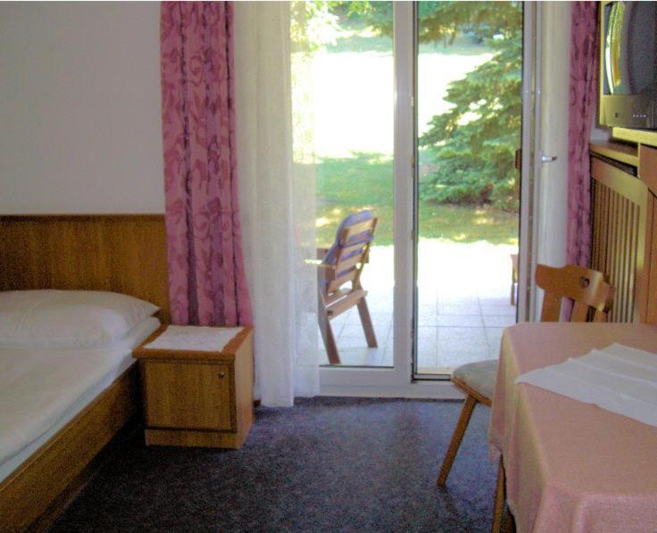 Gasthof Gerhart Perchtoldsdorf Quarto foto